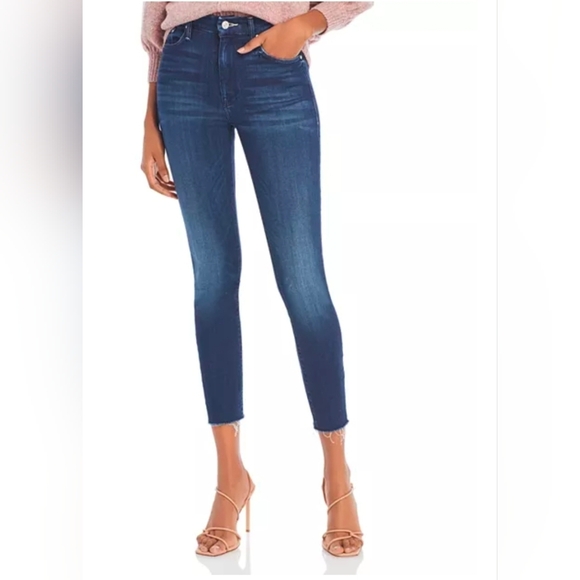 MOTHER Denim - Mother Waisted Looker Ankle Fray Tongue in Chic Meduim Wash Blue Sz 24